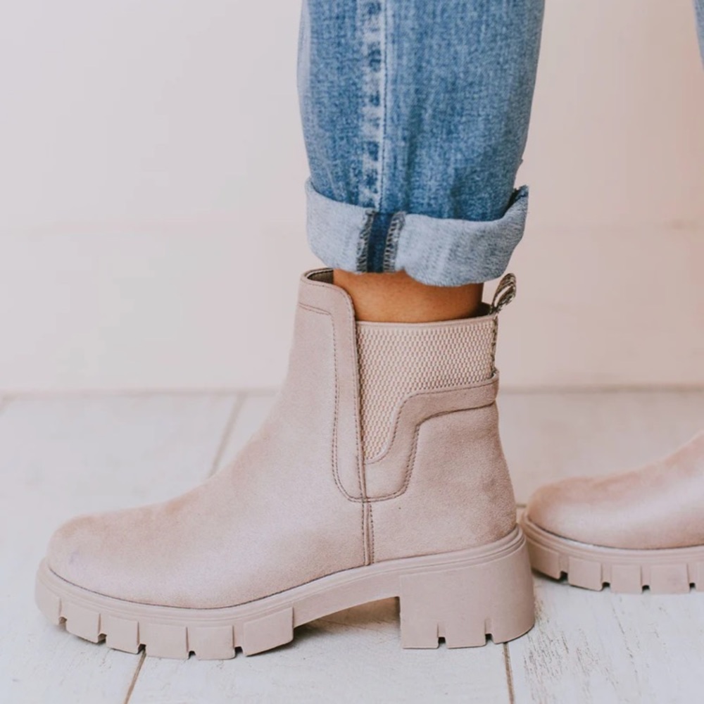 SIDE STRETCH ANKLE BOOTIE TAUPE SUEDE NEUTRAL